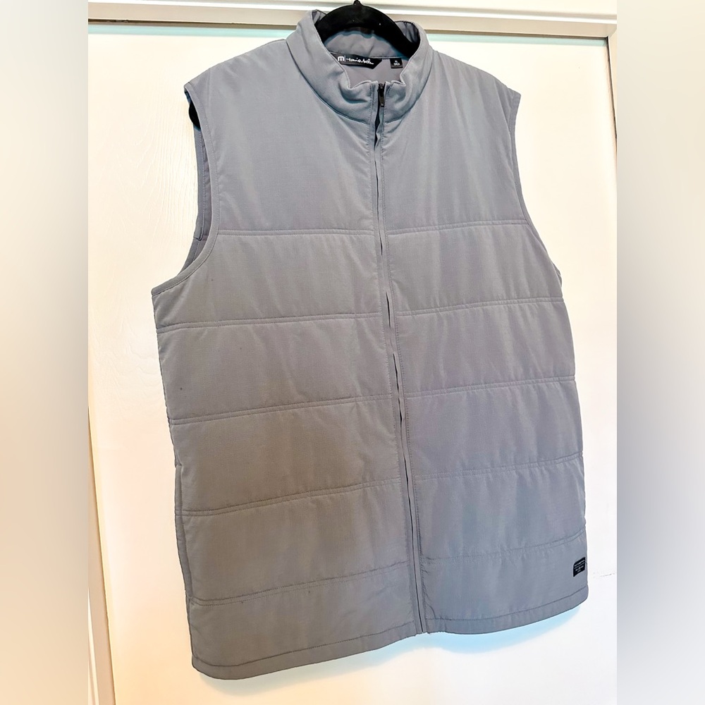 Travis Mathew Men's Gray Puffer Vest, Size XL - Picture 7 of 14